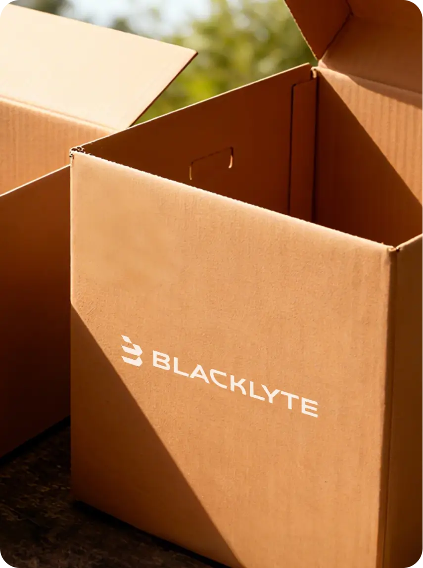Blacklyte uses fully recyclable packaging for a greener planet